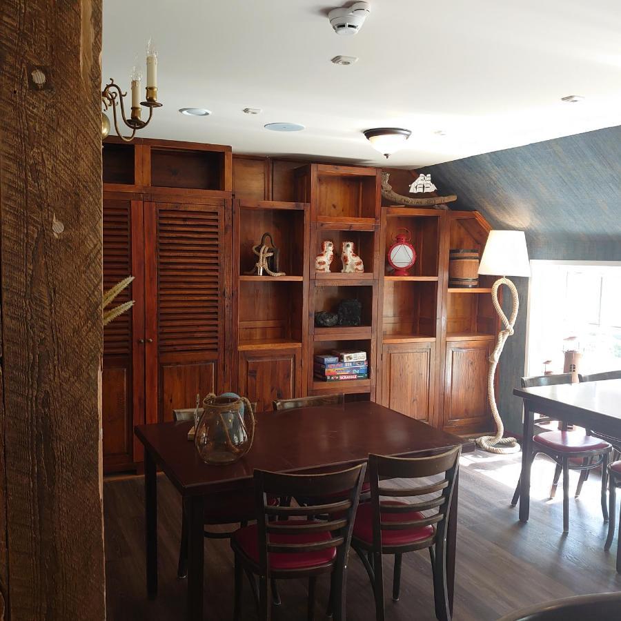 De Cyprian Bed & Breakfast Kaard Dış mekan fotoğraf