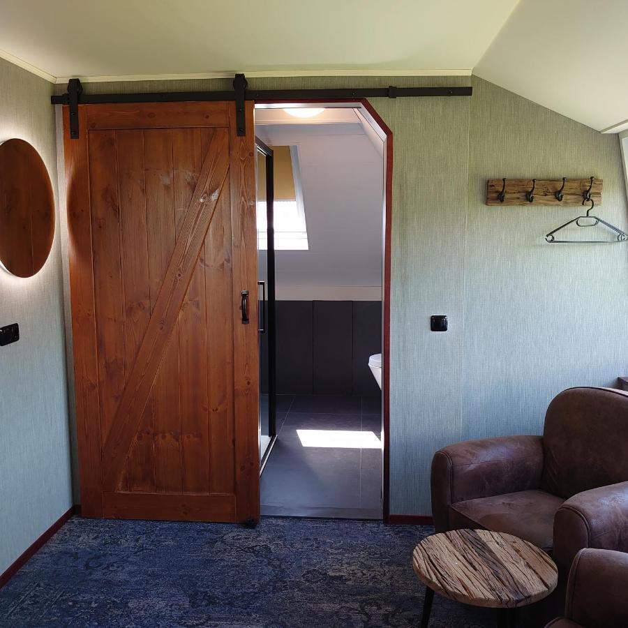 De Cyprian Bed & Breakfast Kaard Dış mekan fotoğraf