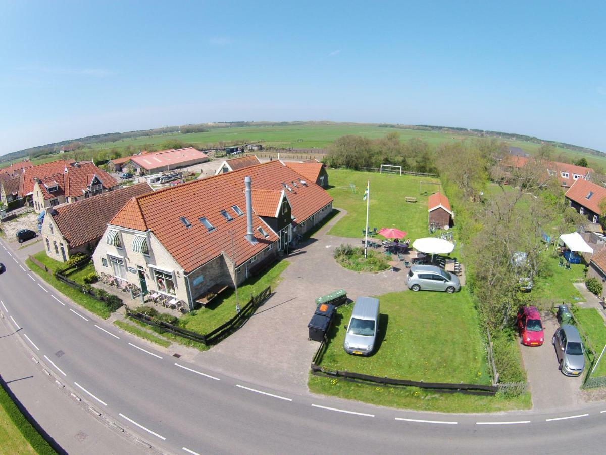 De Cyprian Bed & Breakfast Kaard Dış mekan fotoğraf